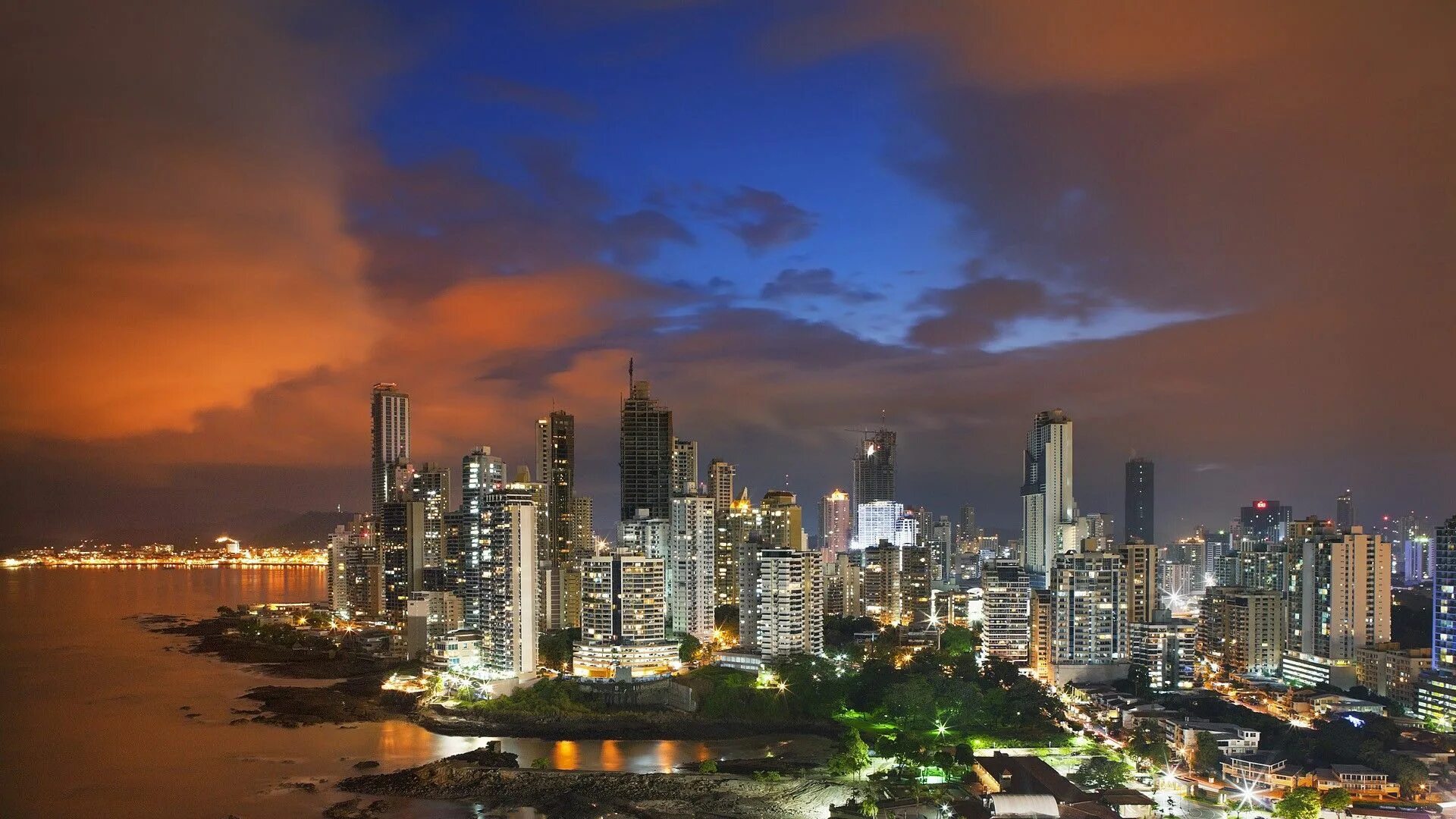 Panama city. Панама Сити. Панама столица панамы. Город Панама Сити.