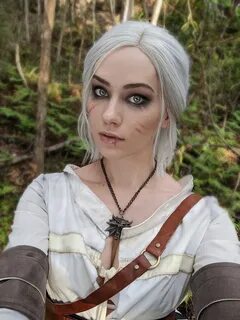 Ciri cosplay