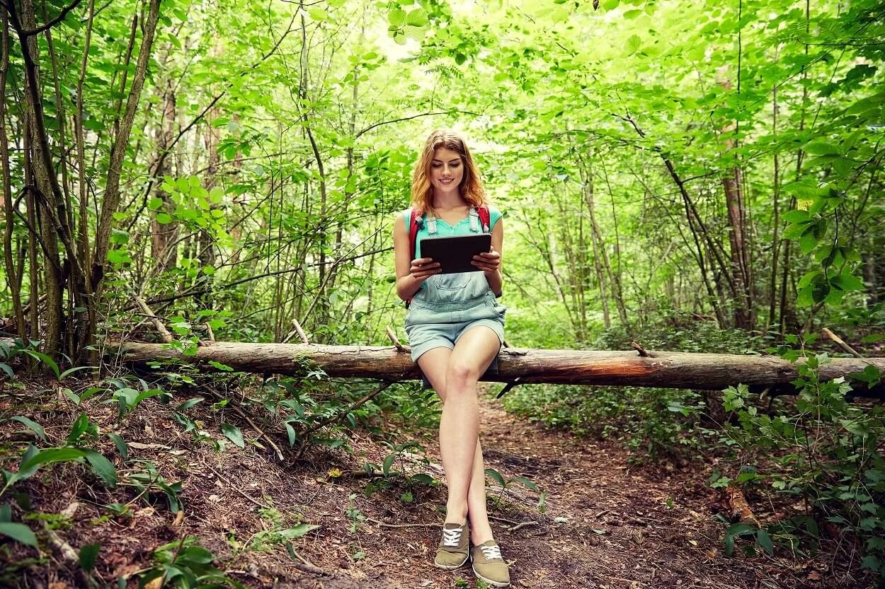 Джейн стоунвуд. Фотосессия в лесу девушка турист. Немного outdoors. Woman in Woods. She s in the park