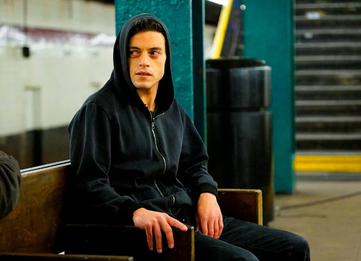 Мир социопата 2. Рами малек Mr Robot. Мистер робот Эллиот.