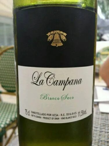 Вино la. Вино Бланко Секо. Bianco secco вино. Вино Лас Кампанас Бланко. La campana вино Tinto.