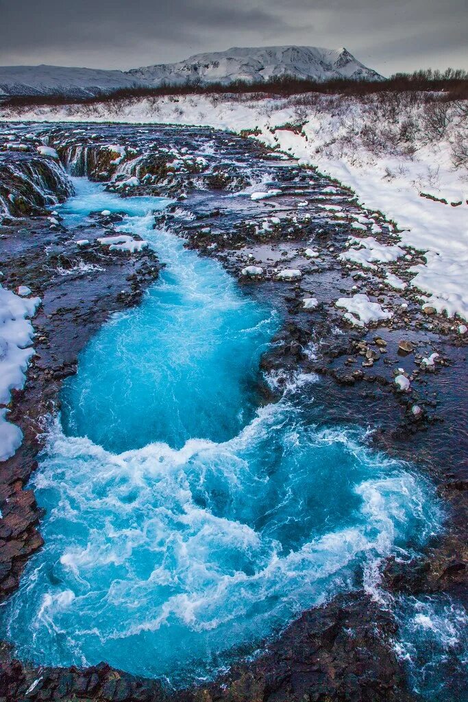 Реки сини. Блу Ривер река. Голубая река Гренландия. Голубая река в леднике Гренландия. Синяя река.
