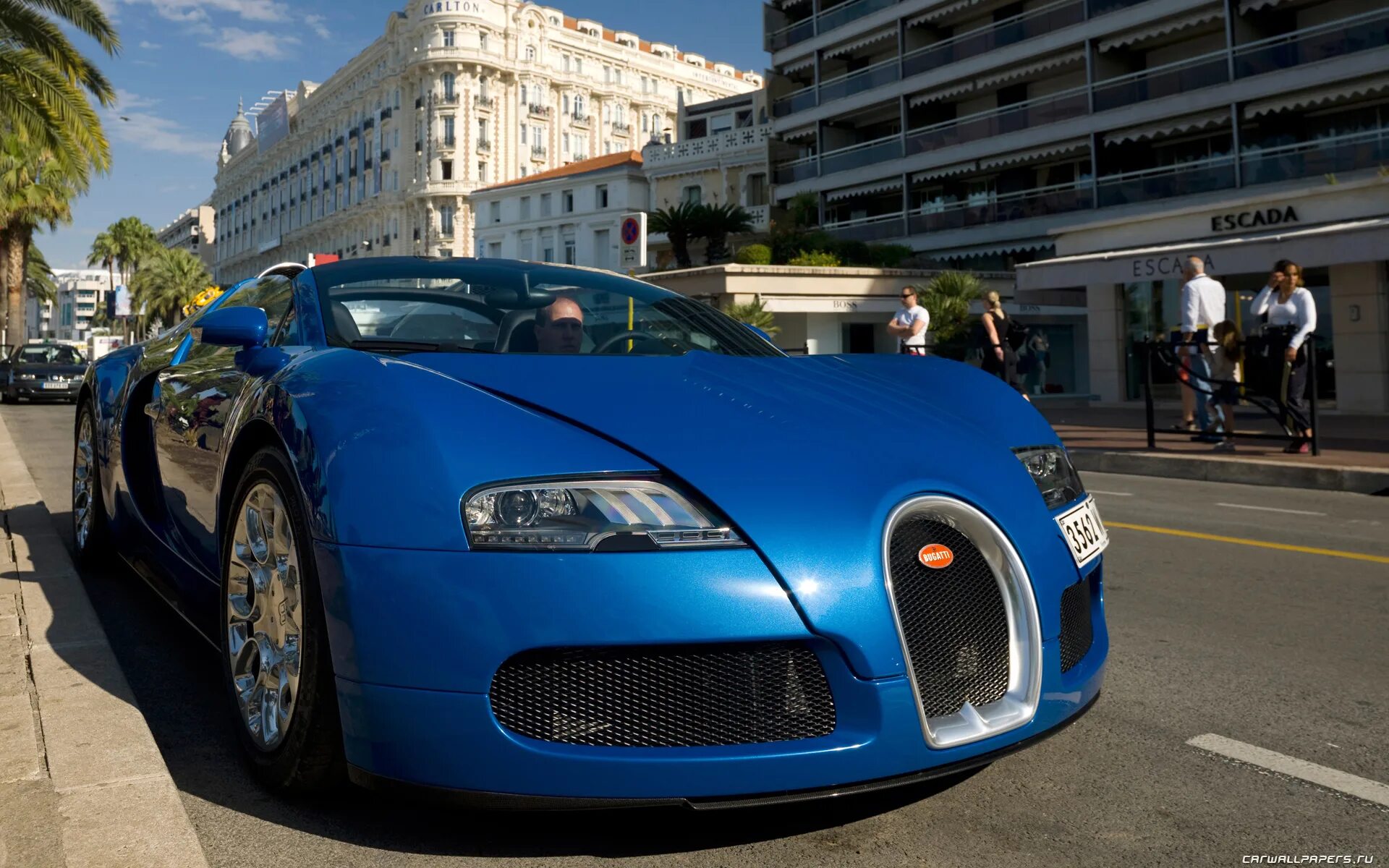 Картинки самых. Бугатти Вейрон. Bugatti Veyron 16.4 Grand Sport 2009. Bugatti Veyron Grand Sport 777. Bugatti Veyron синий.