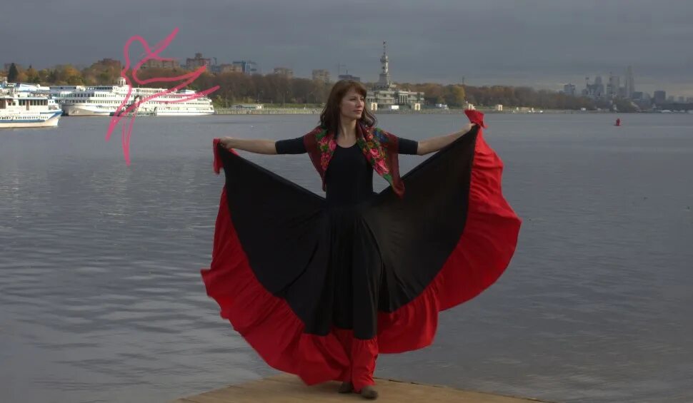 платье 2 солнца. юбка солнце полуклеш. юбка два солнца. костюм для испанского танца. цыганский костюм.