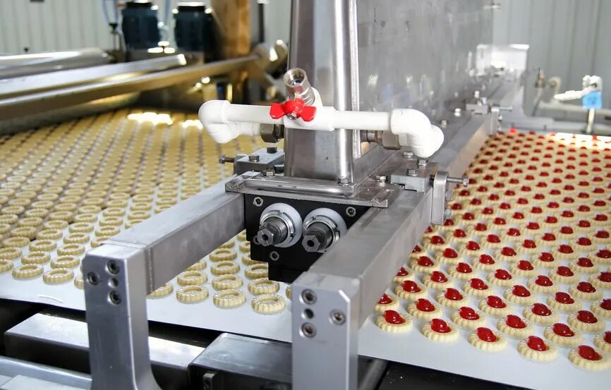 Продукция фабрик. Продукция фабрик. Завод аромат казань. Белорусская кондитерская фабрика коммунарка. Продукция фабрик.