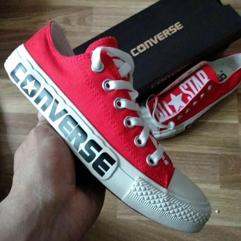 Converse avito. Белые кеды. Кеды мужские affex. Конверсы авито. Кеды краснодар.