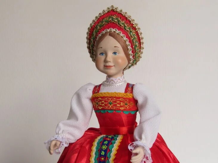 Русские куклы купить. Кукла на чайник. Кукла в русском национальном костюме. Куклы в национальных костюмах.