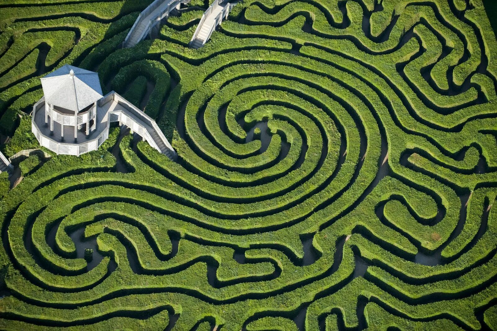 Maze 1. Английский лабиринт longleat hedge maze. лабиринт лонглит (longleat hedge maze), англия, великобритания. лабиринт из живой изгороди, усадьба лонглит, англия. reignac-sur-indre лабиринт.