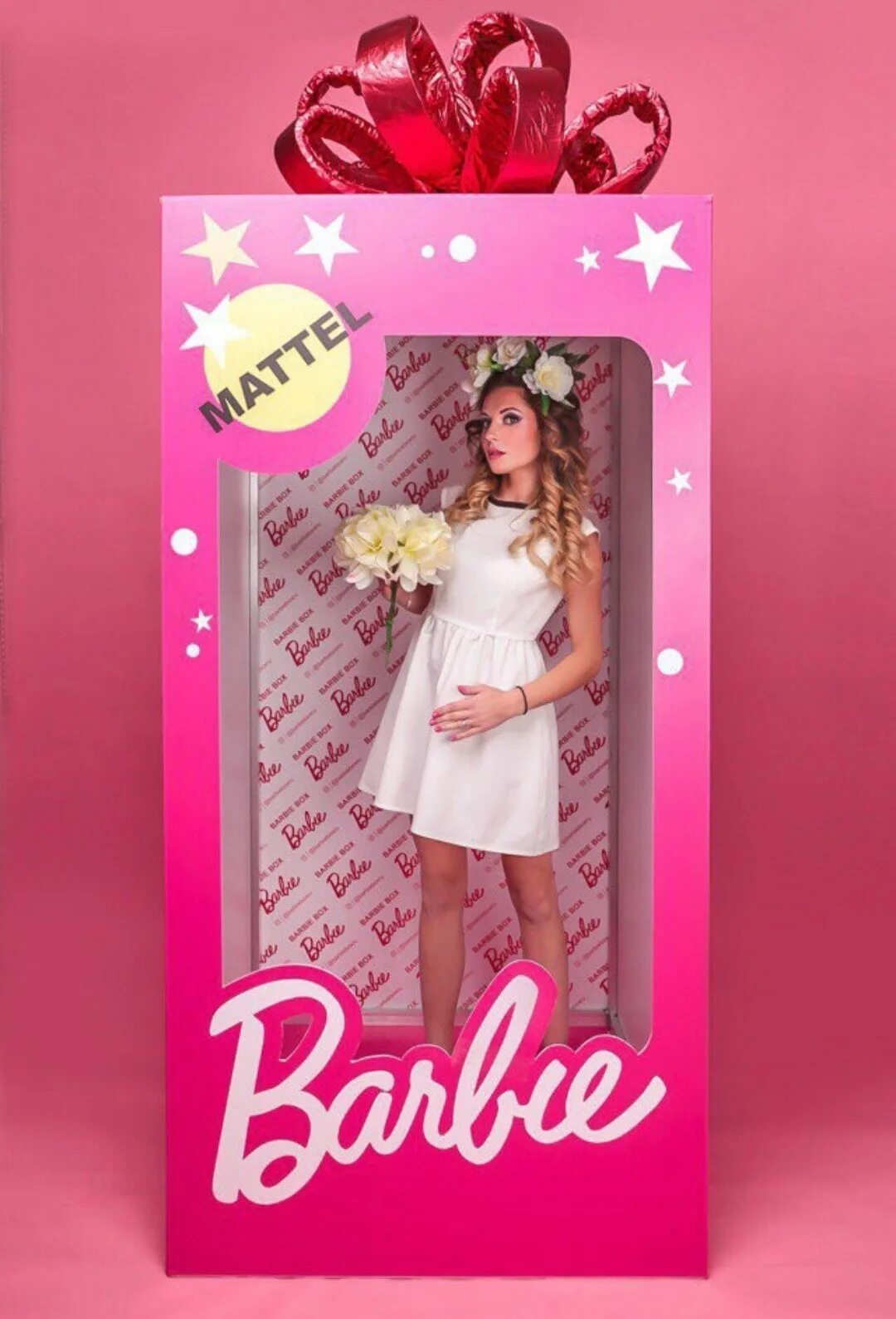 фоторамка в стиле барби. коробочка барби. коробка барби. коробка от куклы пустая. коробочка барби.