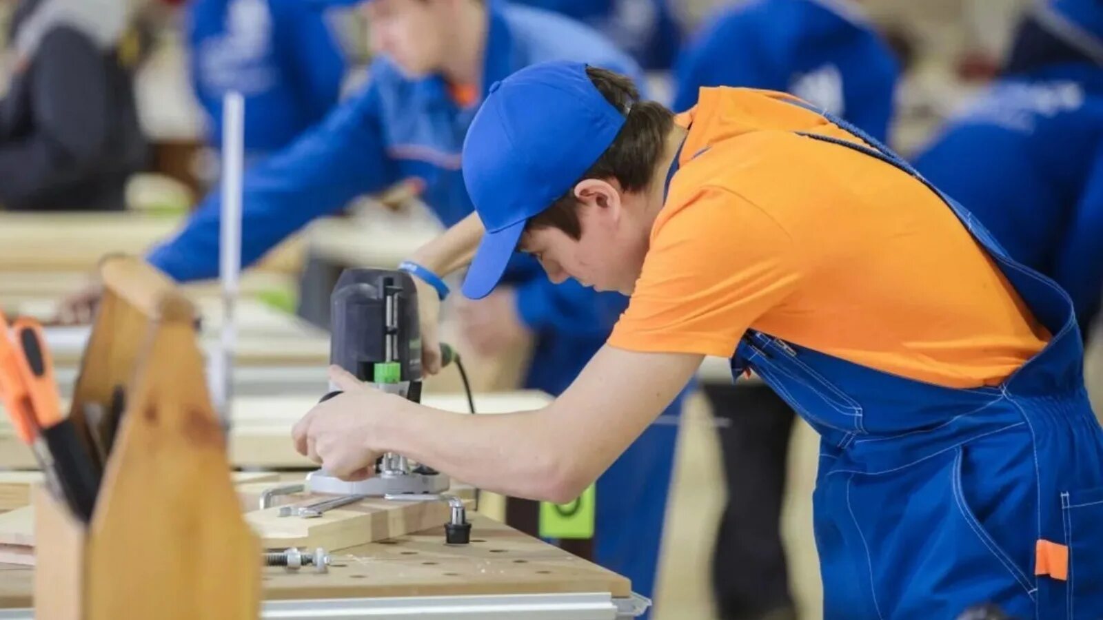 WORLDSKILLS. Профессионально-техническое образование в Беларуси. Ворлдскиллс картинки. WORLDSKILLS на прозрачном фоне. Техническое образование учащихся