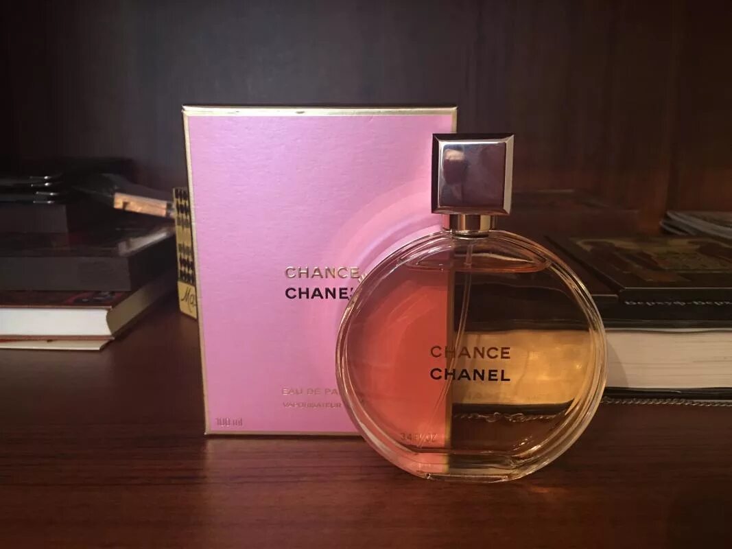 Chanel chance Classic. Шанель шанс классический. Chanel chance классика. Духи Шанель шанс классический. Шанель яблоко духи