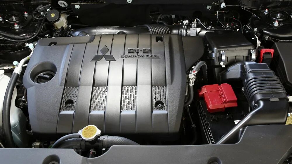 Митсубиси асх какой двигатель. Двигатель Mitsubishi ASX 1.6 2013. Двигатель ASX 2012. Mitsubishi ASX 2012 под капотом. Двигатель Митсубиси АСХ 1.8.