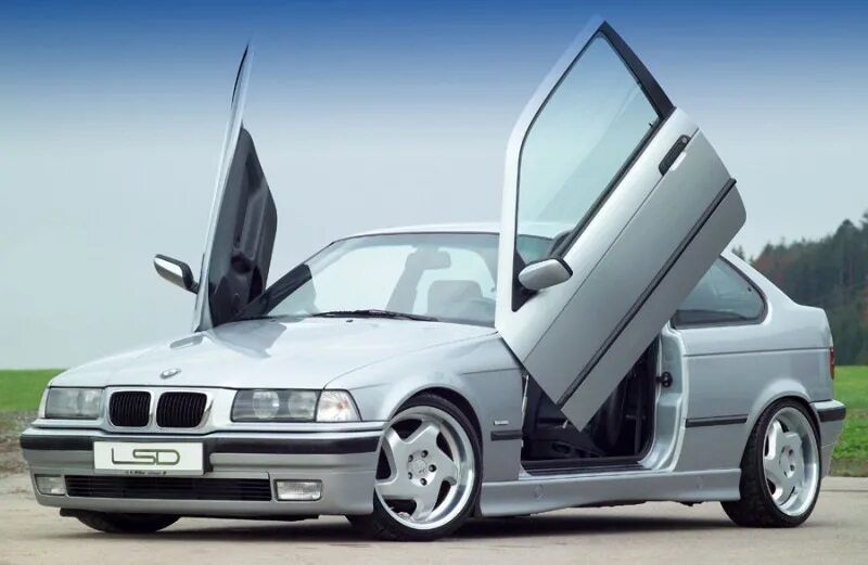 Купить дверь bmw. BMW e36 Compact. BMW e36 Lambo Doors. Е36 ламбо двери. BMW e36 Convertible Lambo Doors.