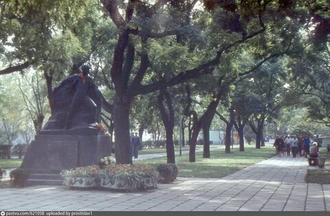 Памятник вите коробкову