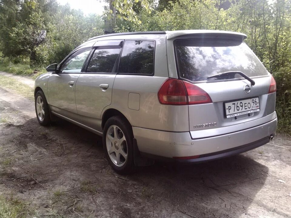 Ниссан вингроуд 11 кузов. Nissan Wingroad 1.8. Ниссан вингроуд 2002. Ниссан вингроуд 11 кузов купить