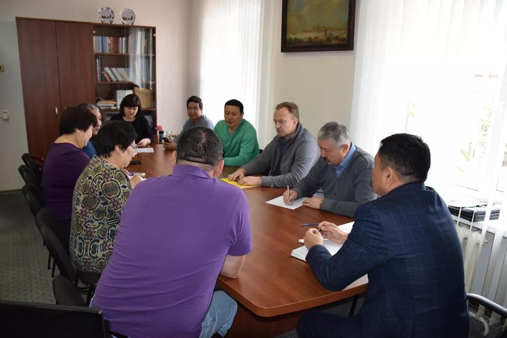 рмо республики калмыкия. глава черноземельского района республики калмыкия в 2013г. городовиковский район. хулхута яшкульского района республики калмыкия. рмо республики калмыкия.