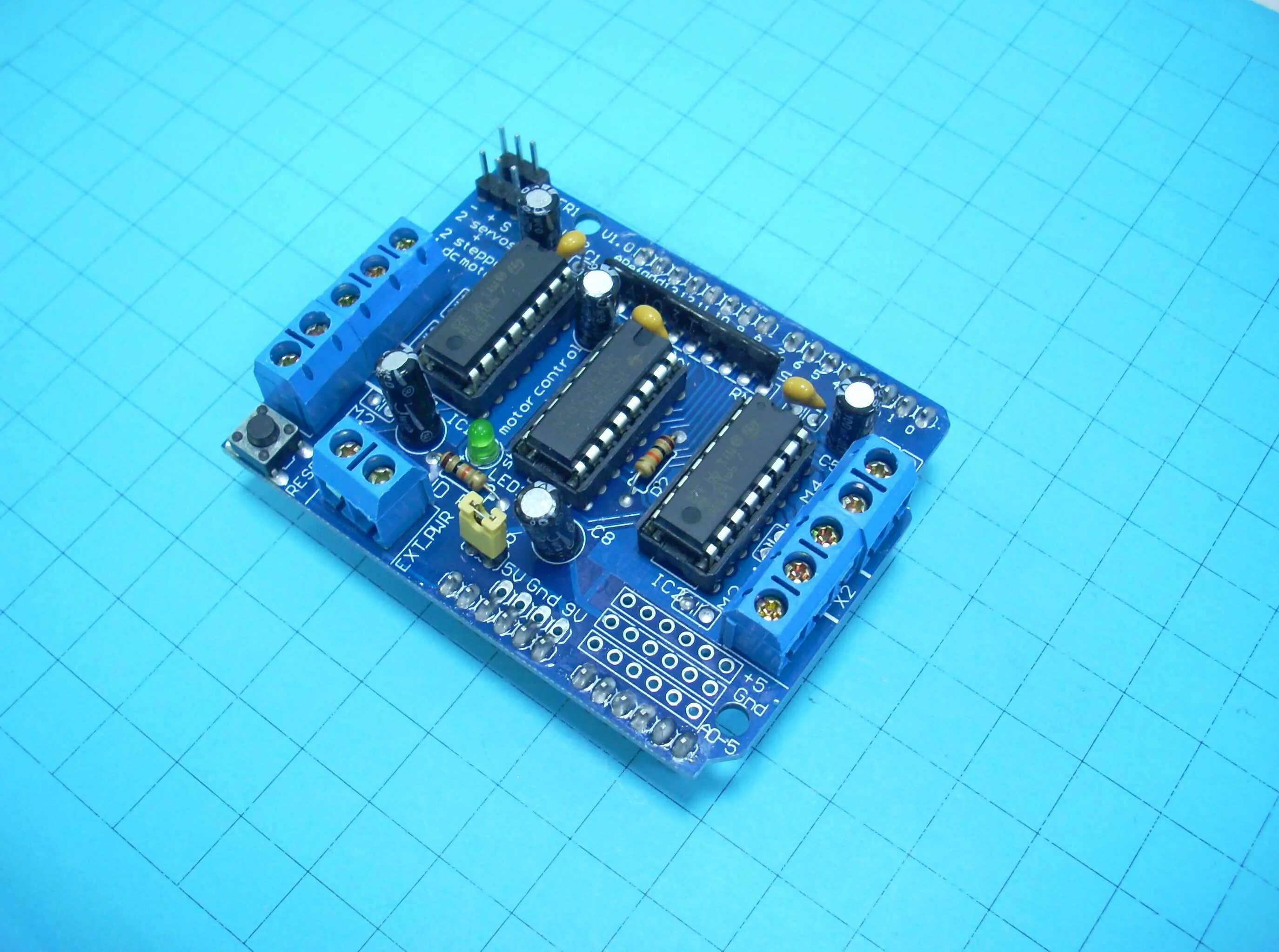 Модуль упр. L293d ардуино. d01-модуль упр. двигателями l293d. l298 d arduino. мотор драйвер l293d.