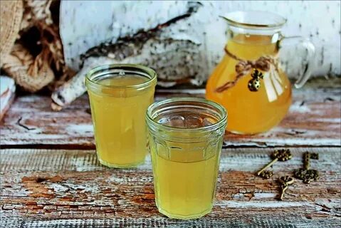 Сделать квас из березового сока с изюмом