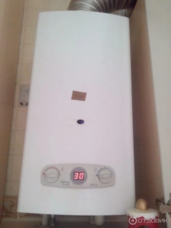 Нева 5025 газовая колонка. Neva lux 5611. Водонагреватель нева люкс 5611. Газовая колонка нева neva 5611. Neva lux 5611.