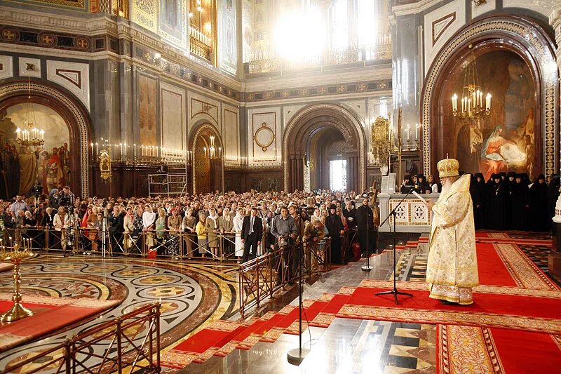 Покровский собор воронеж расписание богослужений. Сколько идет служба в храме христа спасителя. Рождественская служба в храме христа спасителя 2022. Патриарх кирилл в храме христа спасителя. Сколько идет служба в храме христа спасителя.