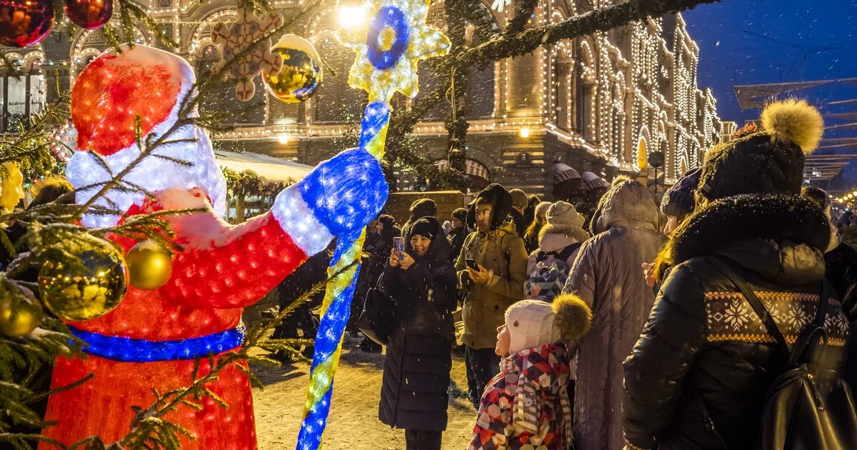 Новый год продлили. Новогодние картинки. Продлить новогодние праздники. Новый год картинки.