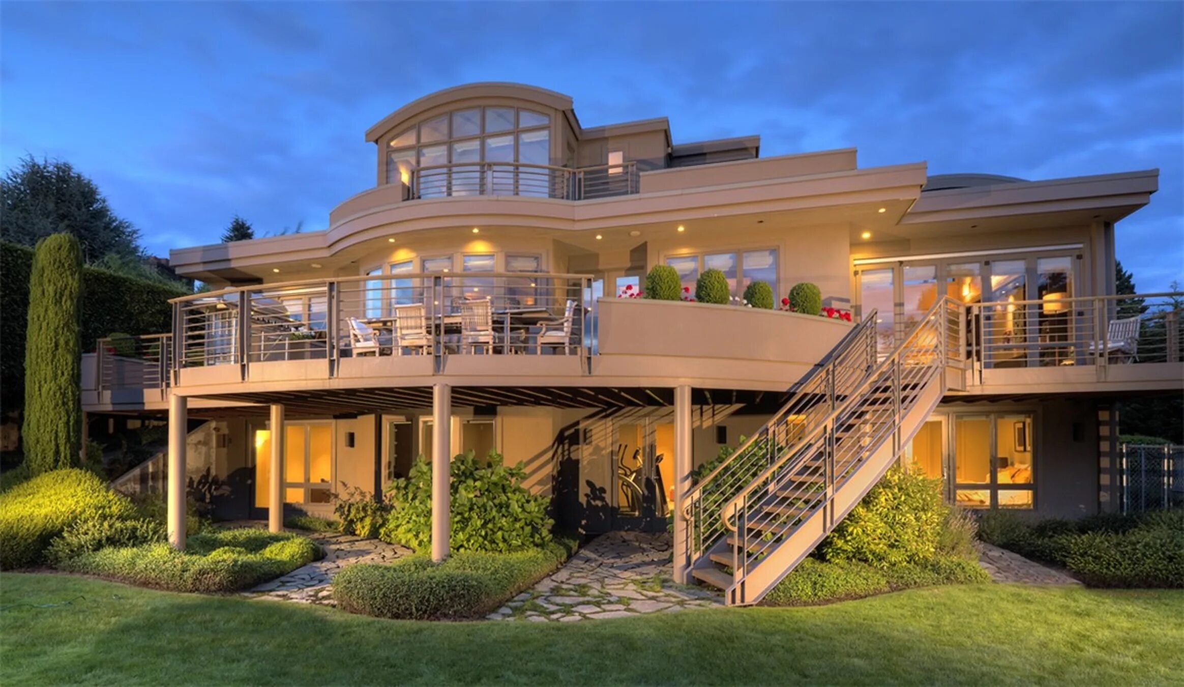 Четырёхэтажный особняк с бассейном в нью-йорке. Дом мечта 3. Особняк дрим тим хаус. Красивый дом для большой семьи. Красивые современные дома.