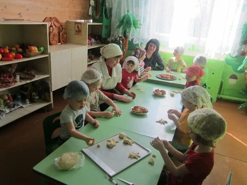 День жаворонка в доу. Праздник Жаворонков в детском саду. Жаворонки праздник в детском саду в младшей группе. Праздник Жаворонков в детском саду средняя группа. Праздник Жаворонков в старшей группе.