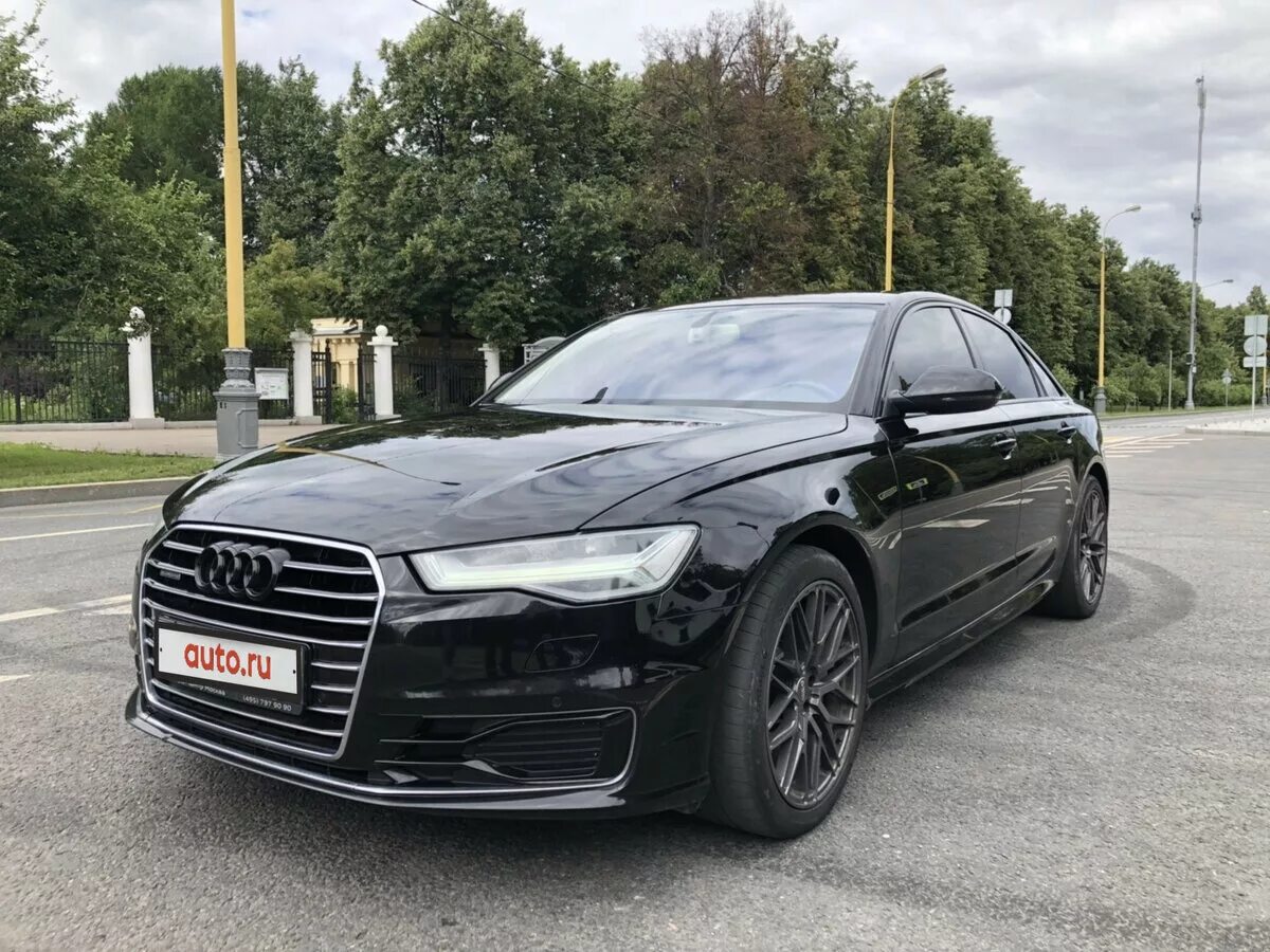 А6 с7 отзывы. Ауди а6 2017 черная. Ауди а6 с7 антихром черная. Audi a6 с7 Рестайлинг. Ауди а4 2017 черная.