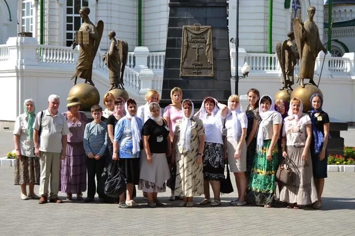 Воронежская православная гимназия. Православная гимназия во имя святителя Митрофана Воронежского. Воронеж православные святыни. Директор православной гимназии Воронеж.