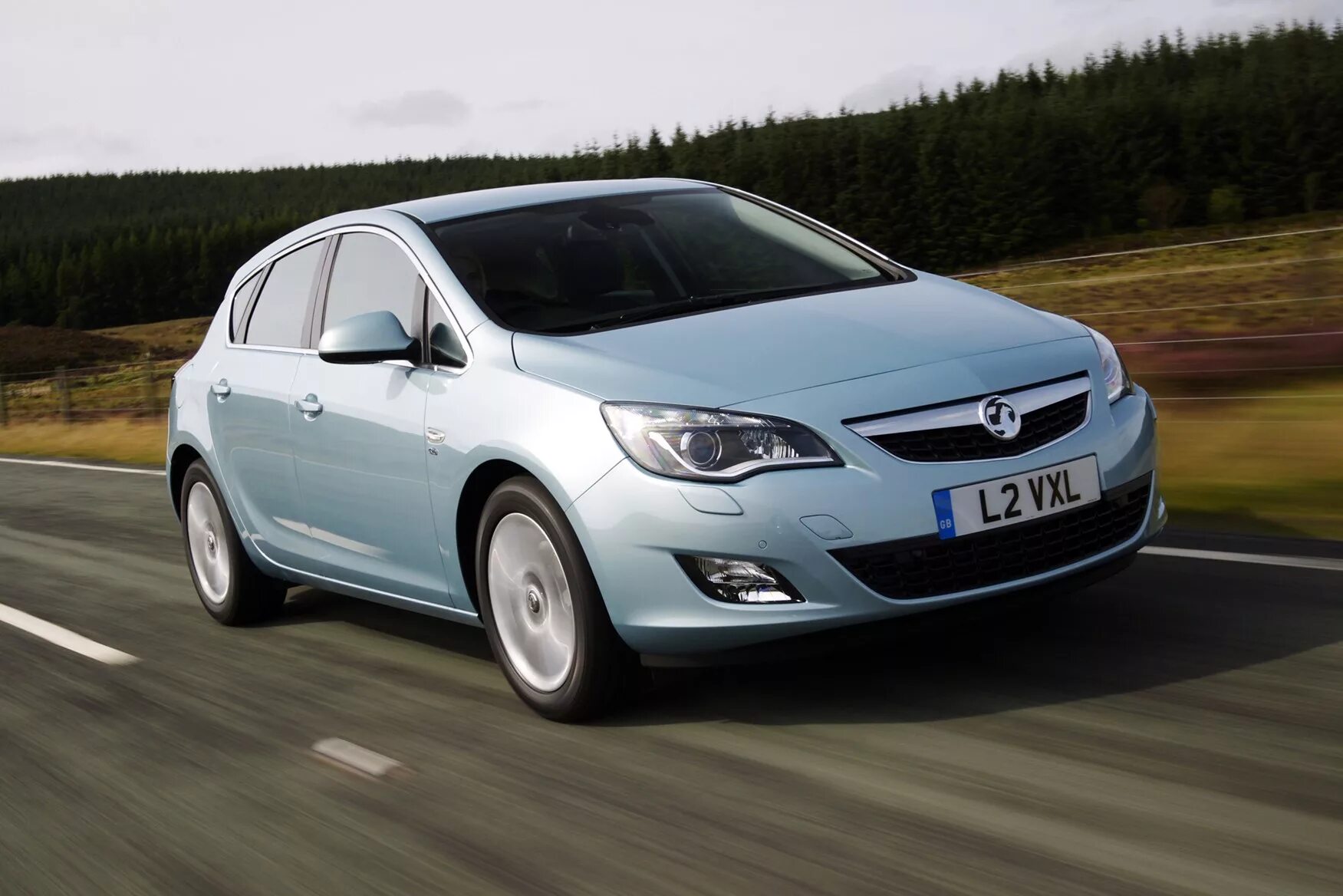 Opel astra, 2009 универсал отзывы. Opel astra j. Opel astra 2009. Опель универсал 2009. Opel astra h 2011 седан.
