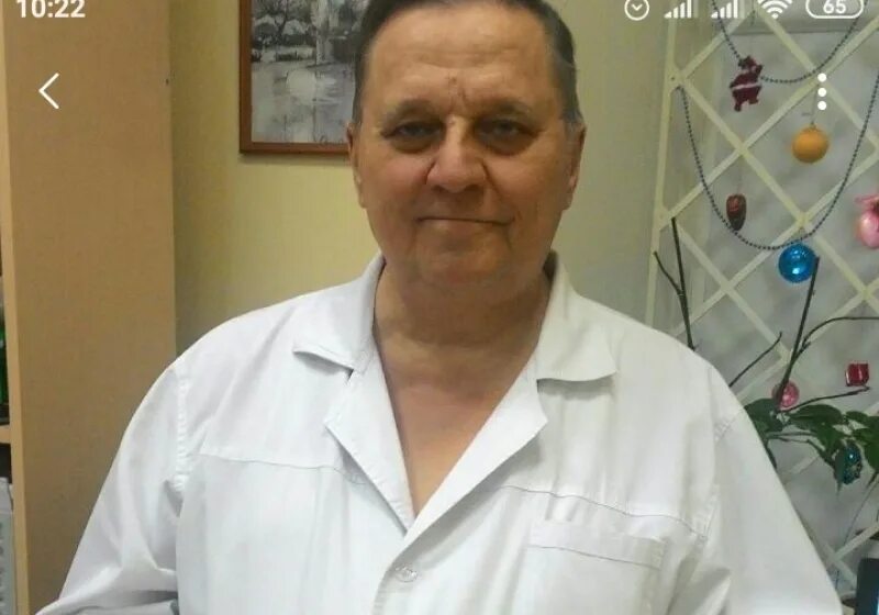 Медики. Нашли врача омск. Дефицит медиков. Фонд продовольствия русь отзывы сотрудников. Фото& номера санитара с московской больнице.