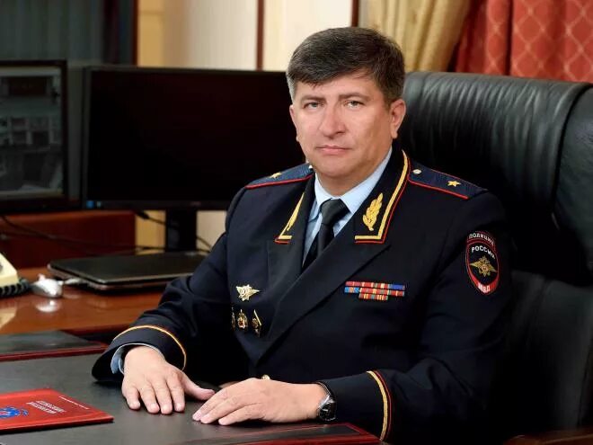 Форма генерала полиции