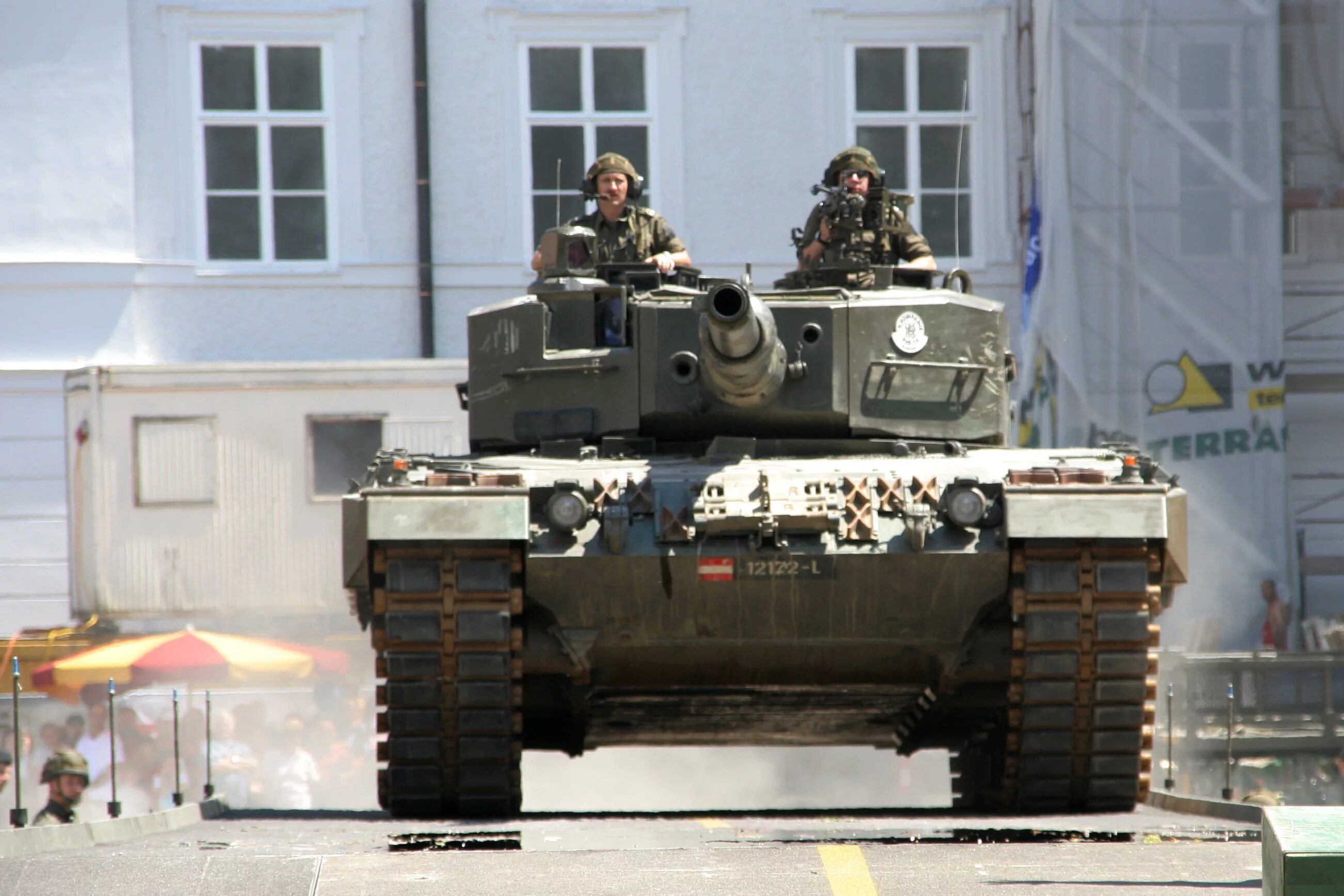 Леопард 2 бундесвер. Леопард 2 танк бундесвера. Leopard 2a5 бундесвер. Leopard 2a4 танк. Леопард 2а4.