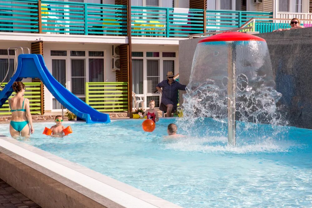 Бриз резорт. Отель sea breeze resort анапа. си_бриз_резорт 3*анапа. пляж си бриз резорт анапа. sea breeze resort 3 анапа.