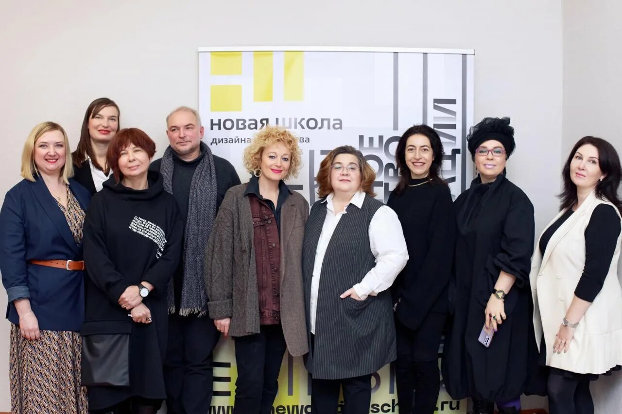 Петербургская школа дизайна. Международная школа дизайна санкт-петербург. Художник оформитель это дизайнер. Петербургская школа дизайна. Международная школа дизайна спб.