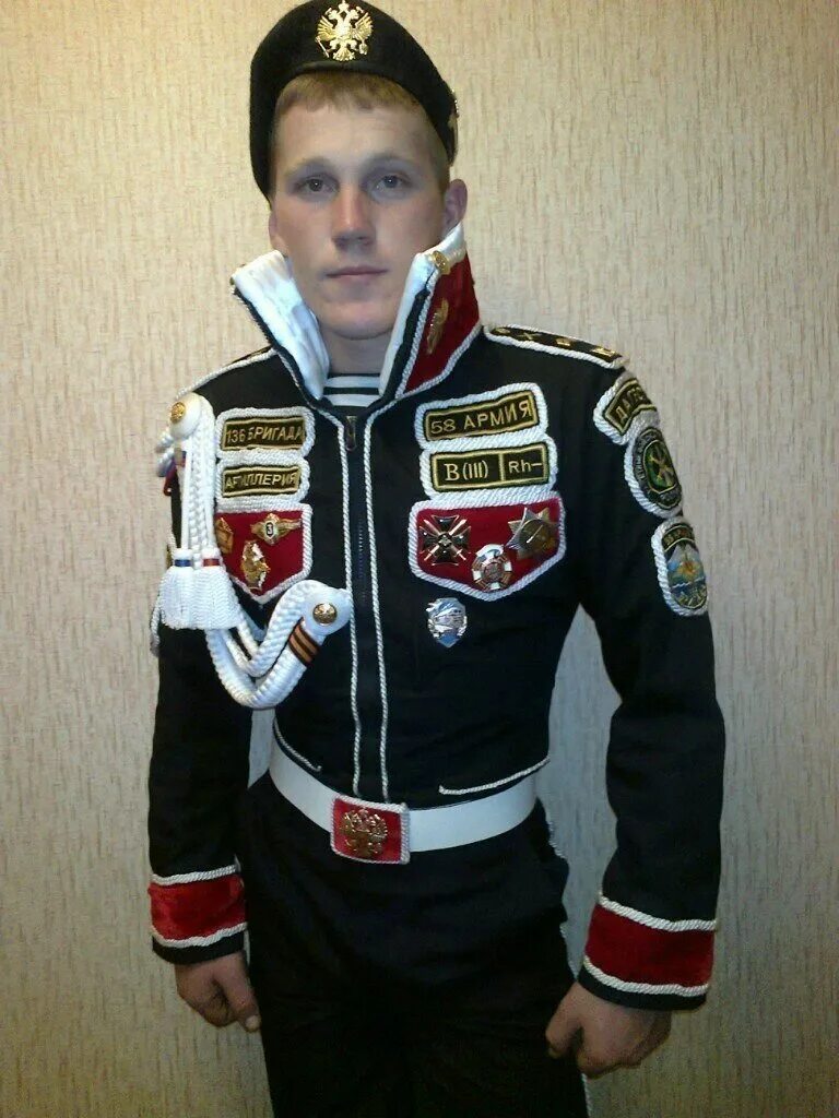 Дембель швейных войск. Аксельбант вдв дембельский. Дмб швейные войска. Дембеля. Мотошвейные войска казахстана.