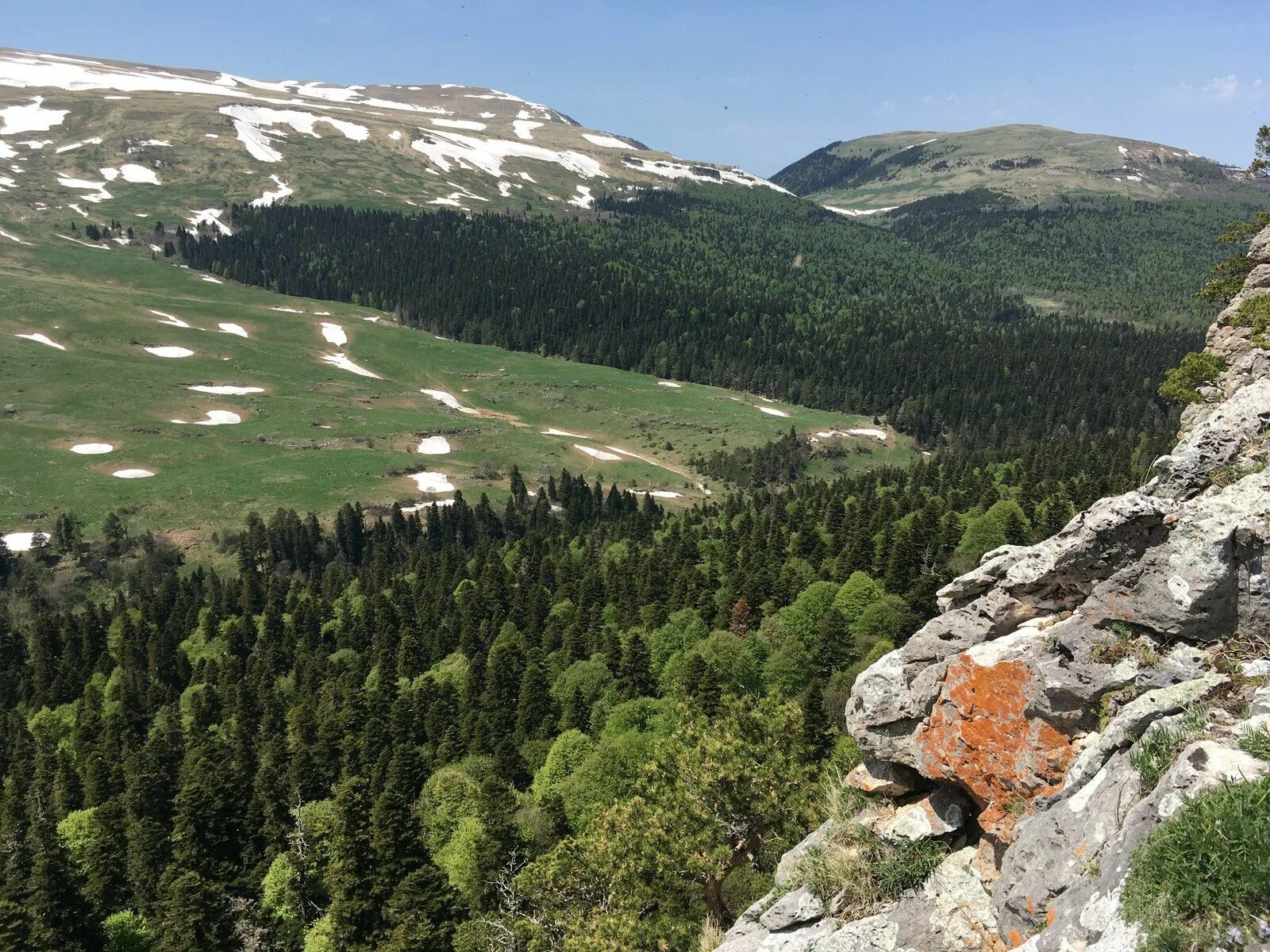 хребет азиш-тау смотровая площадка. гора азиш тау адыгея. хребет азиш. азиш тау гора. смотровая площадка азиш тау.