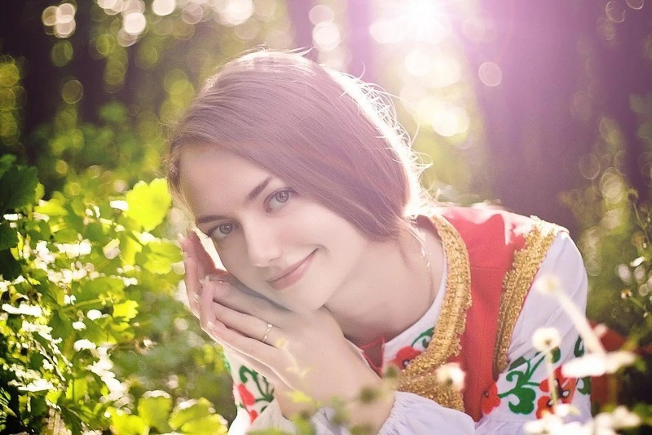 Скромные девушки где. Скромная девушка. православные красавицы. красивые скромные девушки. скромная православная девушка.