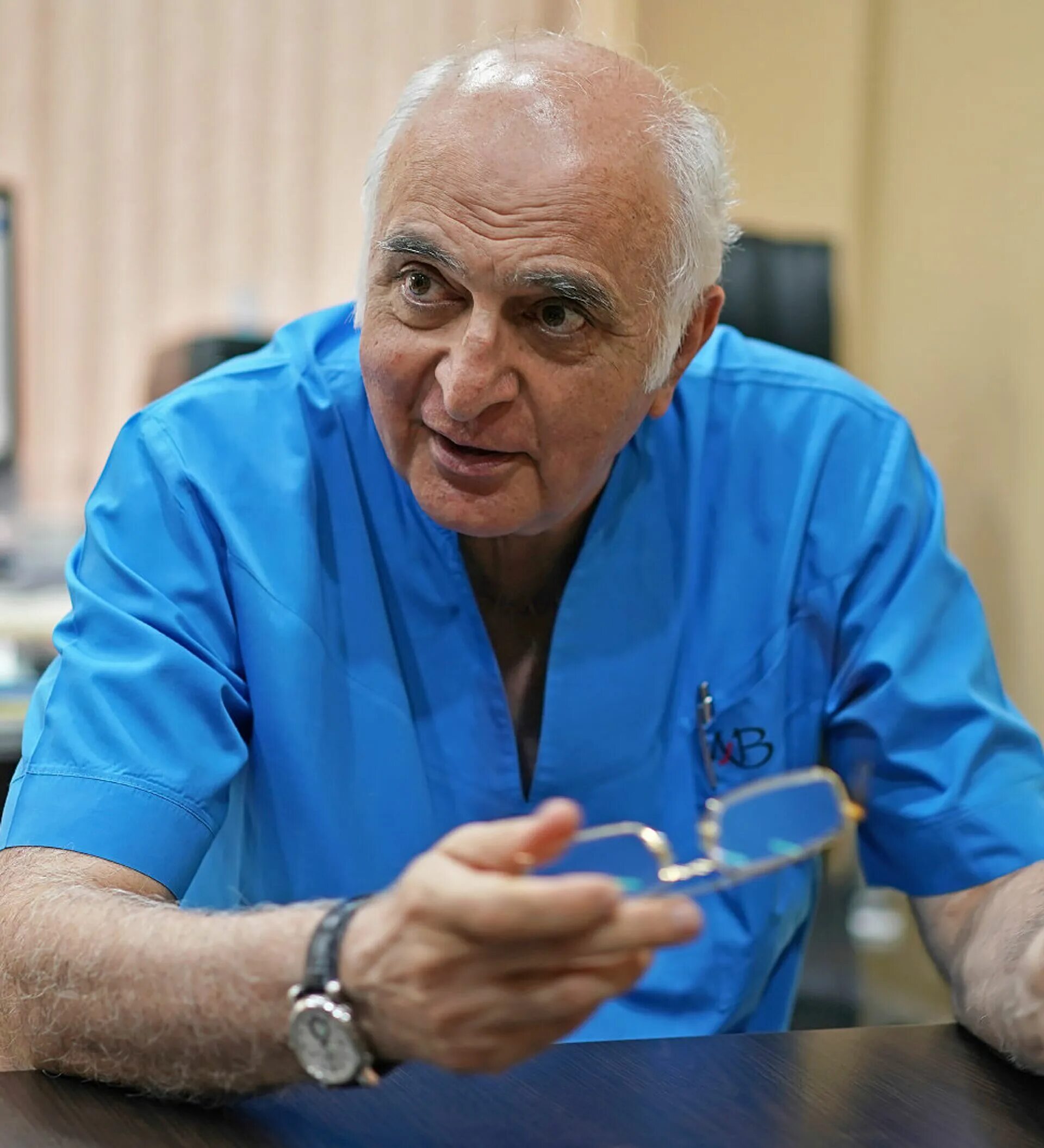 Кардиохирург римантас бенетис. Леонид бокерия. Рейтинг кардиохирургов. Трофимов николай александрович сосудистый хирург. Белов кардиохирург.