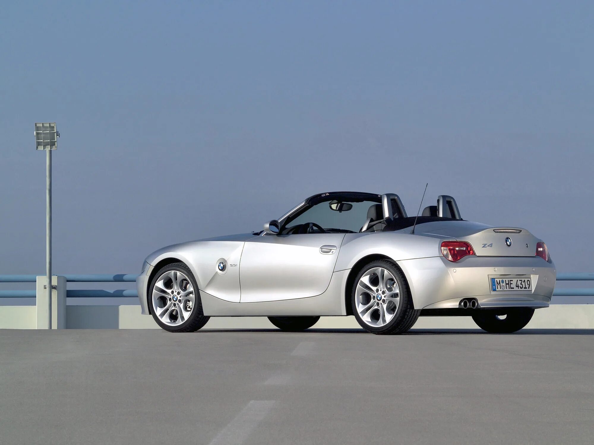 Г з 4. BMW z4 Roadster 2007. BMW z4 2005. BMW z4 Roadster 2005. BMW z4 Roadster e85.