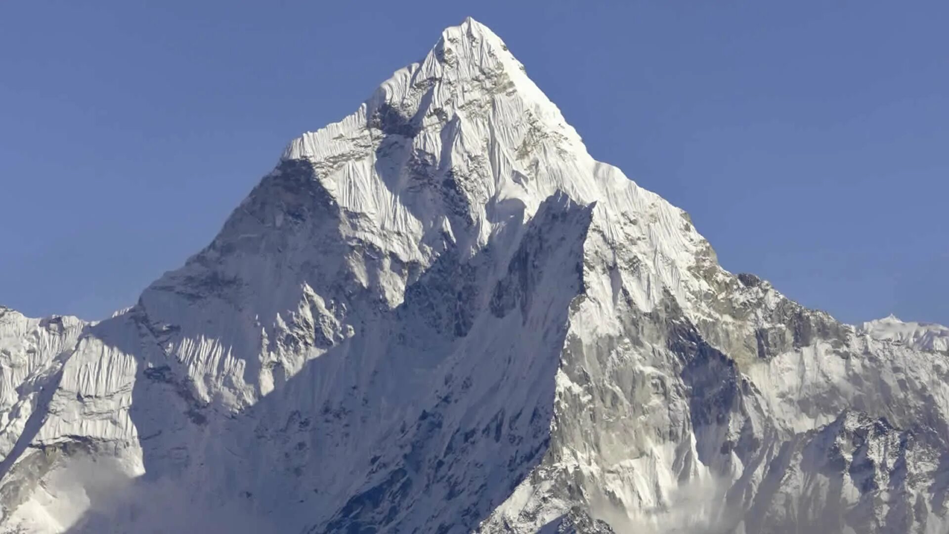 Какая гора занимает второе место по высоте. Гималаи Эверест Джомолунгма. Гора Эверест (Джомолунгма). Гималаи. Чогори гора. Чогори к2 Каракорум.