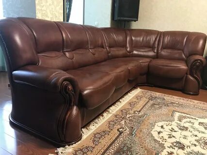 Продам кожаный диван