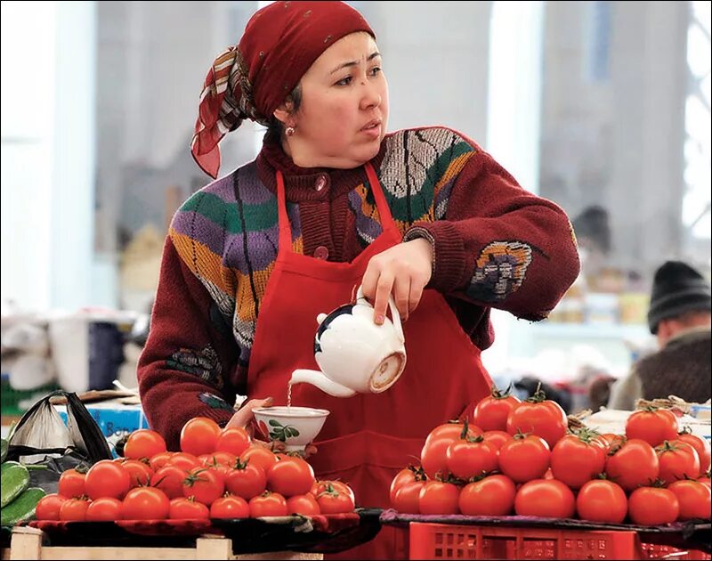 Самарканд регистан туристы. Узбекистан сарканд туристы. Туристы в самарканде 2021. Туристы в самарканде. Выжить в самарканде ютуб.