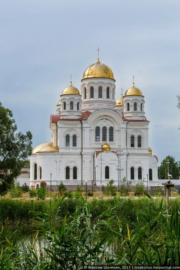 Свято Никольский храм Валуйки.