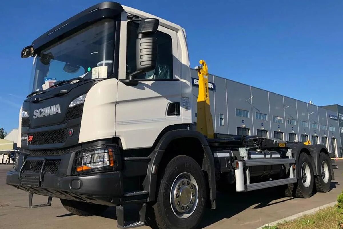 Scania p8x400. Scania p440 XT. Скания Scania p440 мультилифт. Скания п 440. Scania мультилифт 6x4.