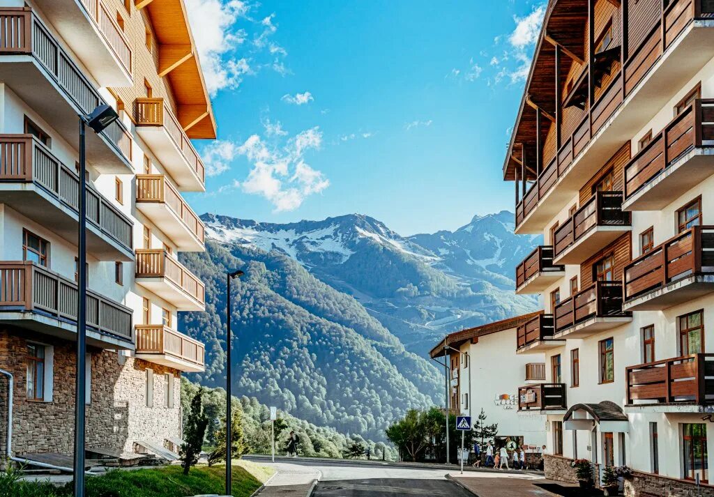 Rosa Ski Inn Rosa Khutor. Апартаменты Ski Inn Apartments Rosa Khutor. Красная Поляна Сочи Эсто садок. Inn Сочи красная Поляна. Rosa ski hotel