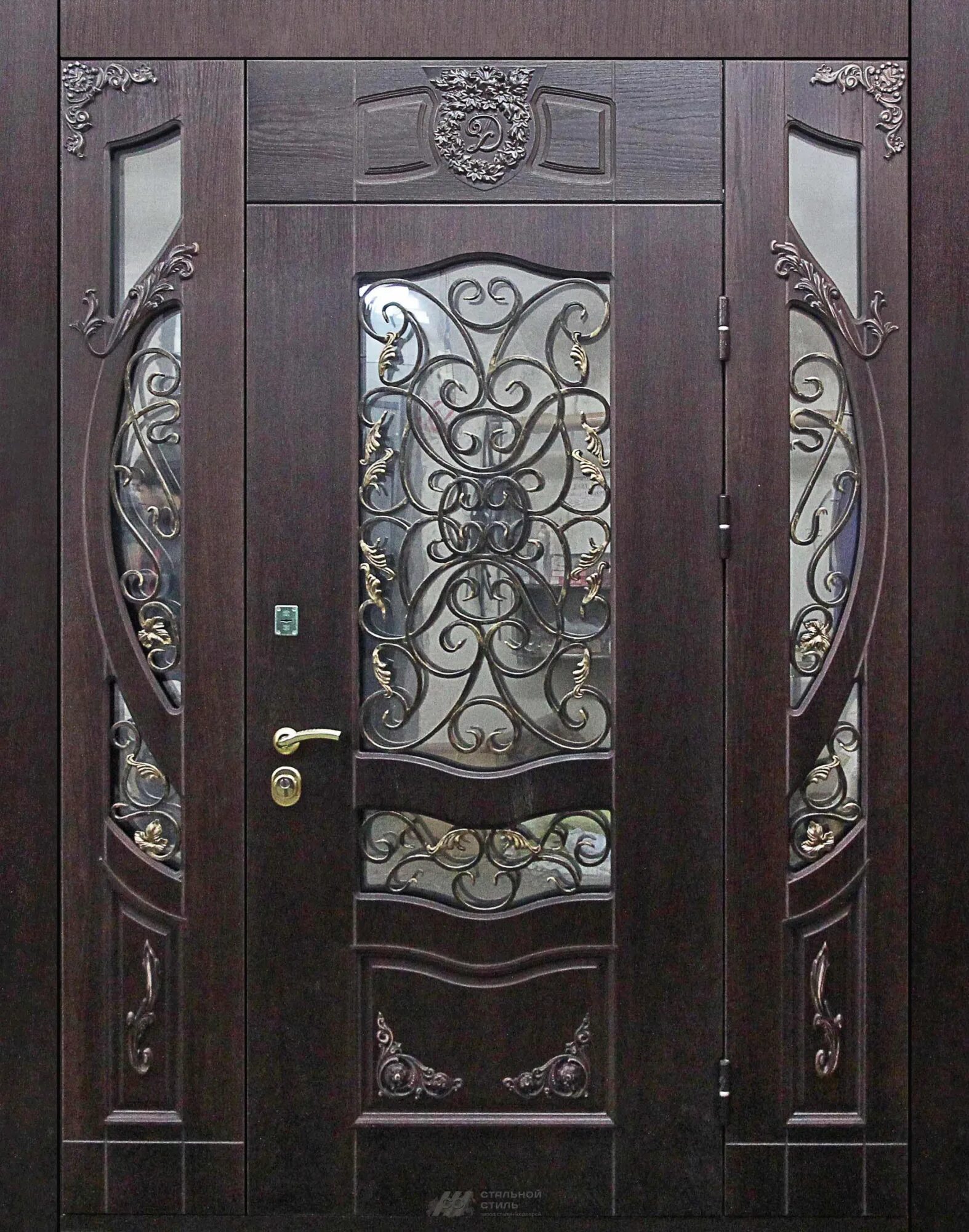 Стальной портье входная дверь. Дверь металлическая входная противошумная стальной портье. Двери стальной портье с ковкой. Стальной портье двери металлические серые входные.