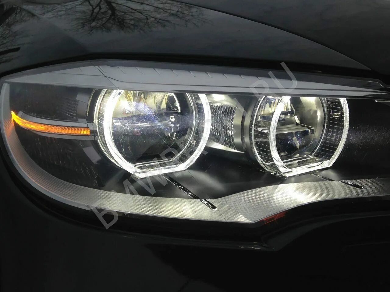 Лед фары БМВ е71. Фары БМВ х6 е71 led. Фара BMW e71. BMW x6 led фары.