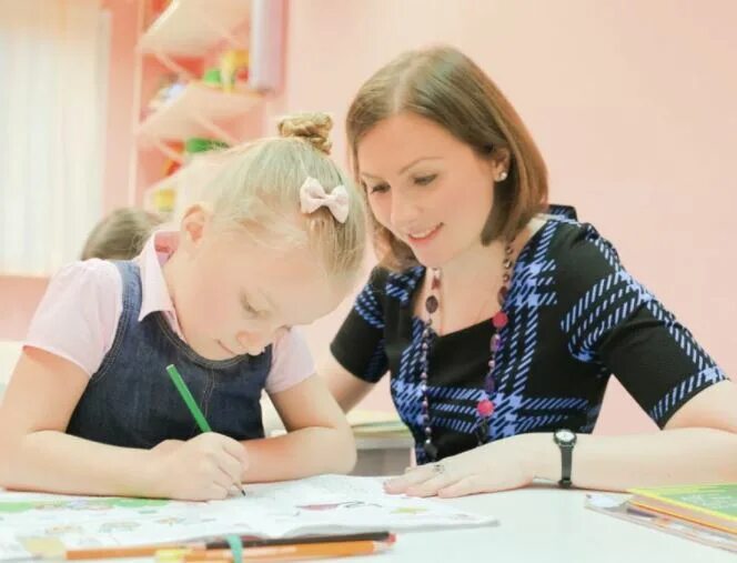 Учеба педагога. Учебный центр егэ. Обучение педагогов. Изобразительное искусство и черчение специальность. Обучение педагогов.