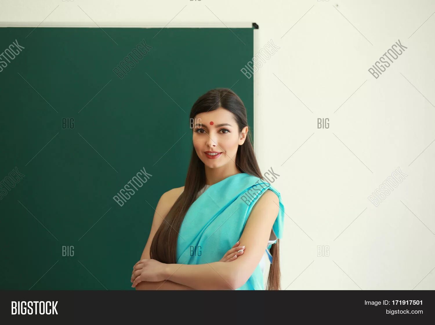 Индийская учительница. Индийский учитель. Индийские учителя мужчины.